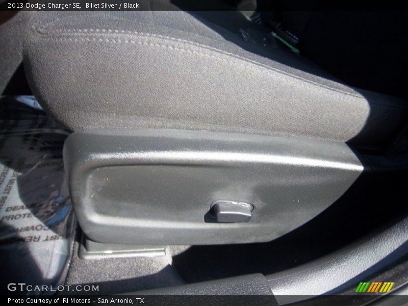 Billet Silver / Black 2013 Dodge Charger SE
