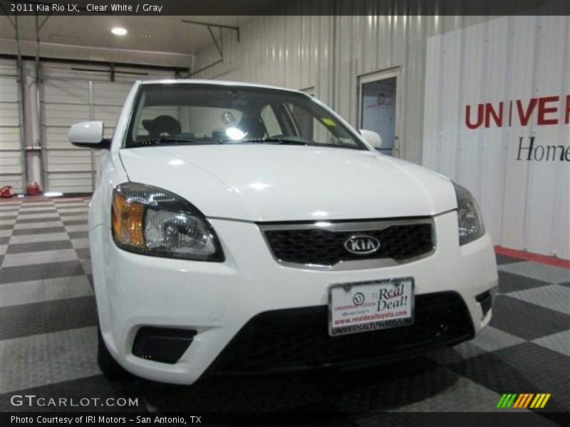 Clear White / Gray 2011 Kia Rio LX