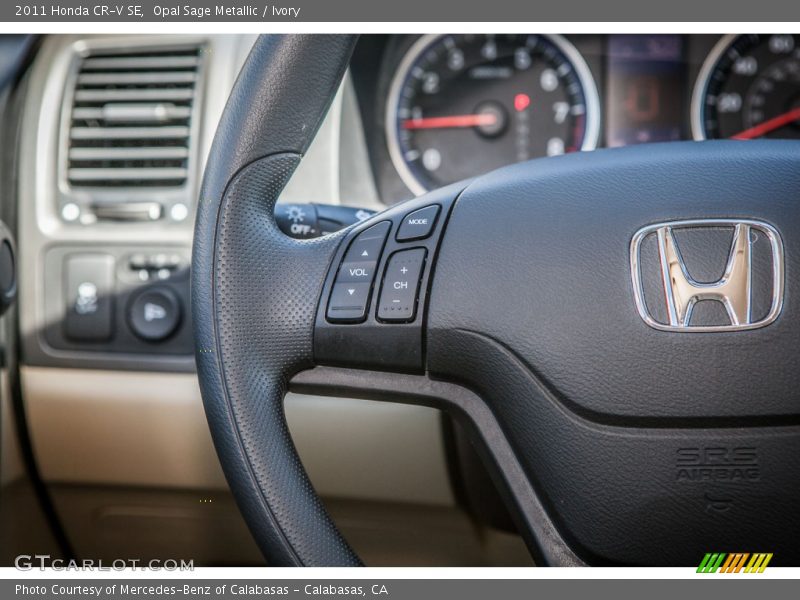 Controls of 2011 CR-V SE