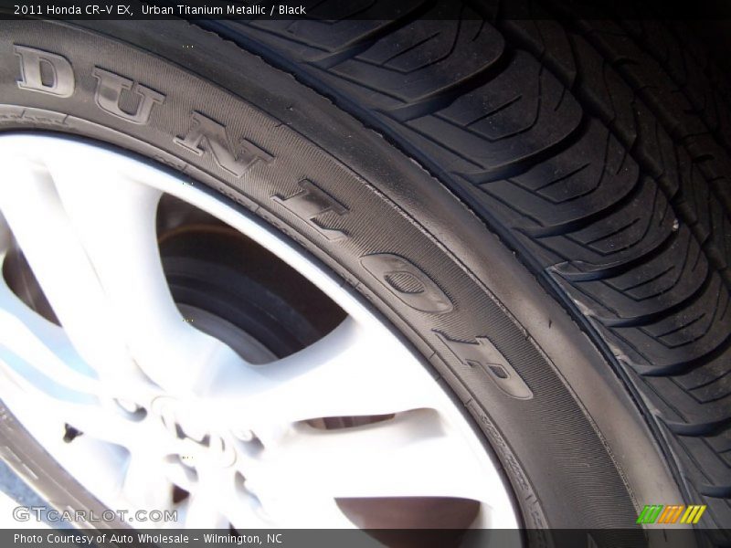 Urban Titanium Metallic / Black 2011 Honda CR-V EX