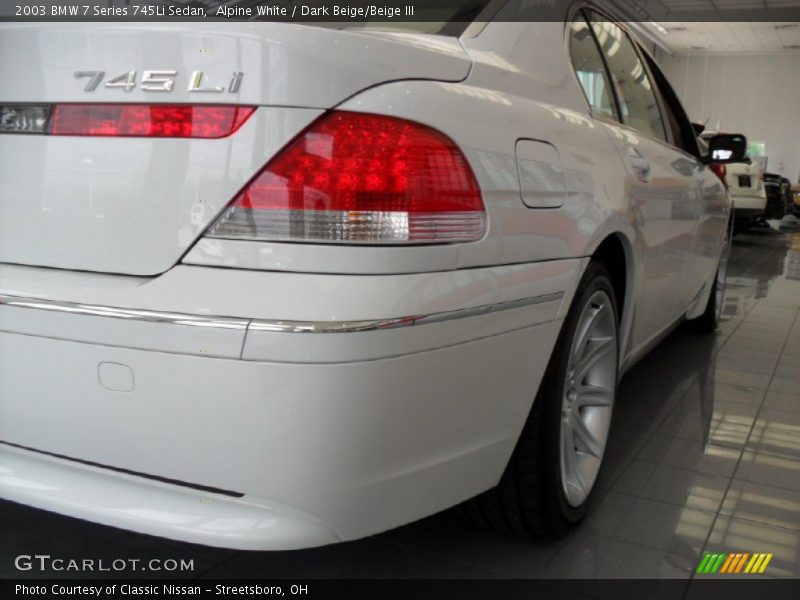 Alpine White / Dark Beige/Beige III 2003 BMW 7 Series 745Li Sedan