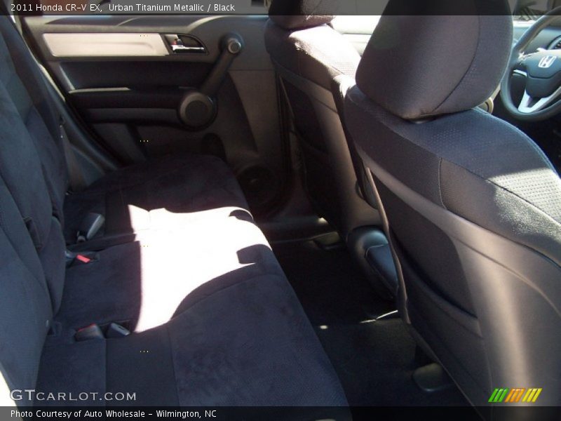 Urban Titanium Metallic / Black 2011 Honda CR-V EX