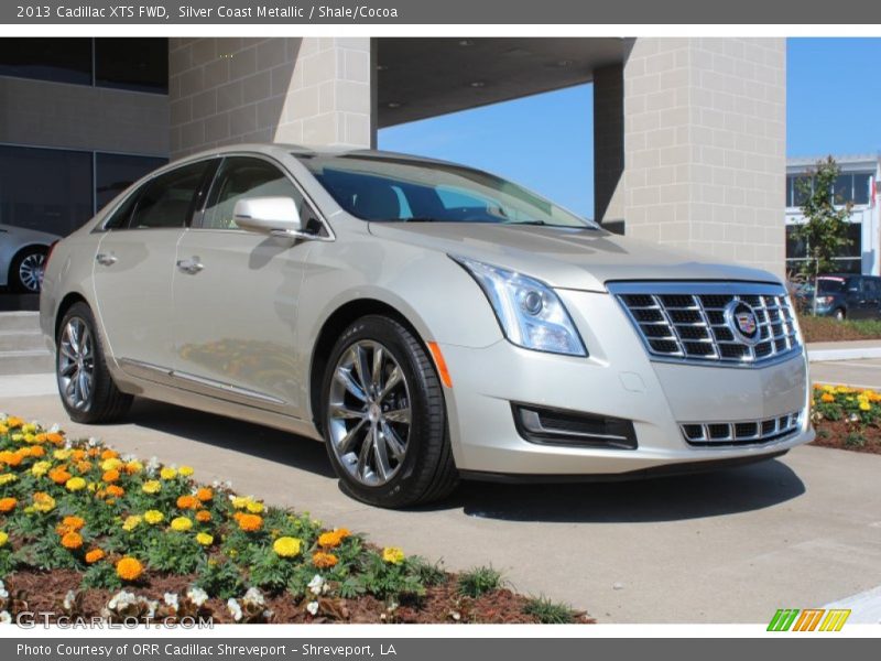 Front 3/4 View of 2013 XTS FWD