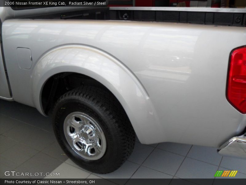 Radiant Silver / Steel 2006 Nissan Frontier XE King Cab