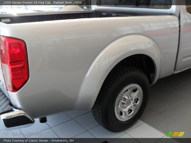 Radiant Silver / Steel 2006 Nissan Frontier XE King Cab