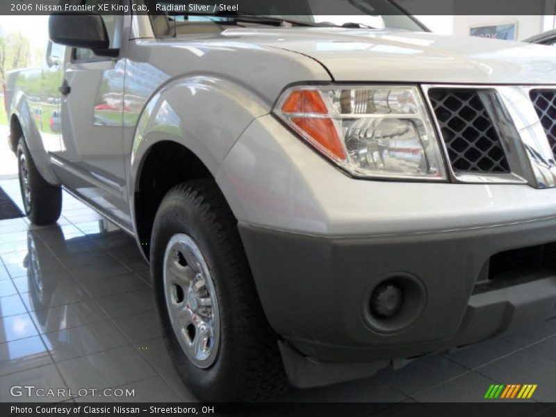 Radiant Silver / Steel 2006 Nissan Frontier XE King Cab