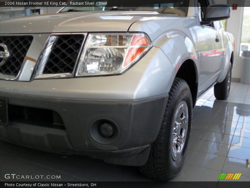 Radiant Silver / Steel 2006 Nissan Frontier XE King Cab
