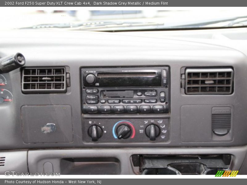 Dark Shadow Grey Metallic / Medium Flint 2002 Ford F250 Super Duty XLT Crew Cab 4x4