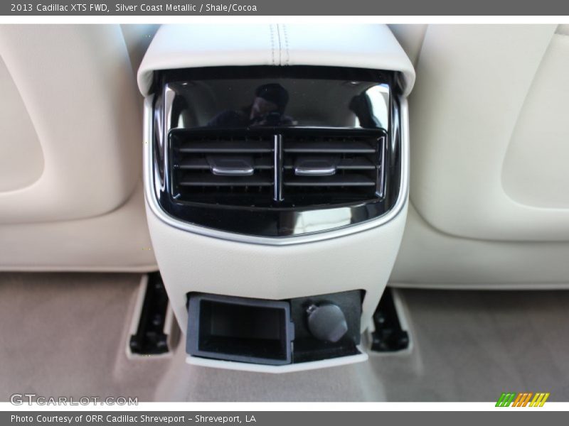Silver Coast Metallic / Shale/Cocoa 2013 Cadillac XTS FWD