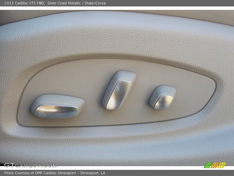 Controls of 2013 XTS FWD