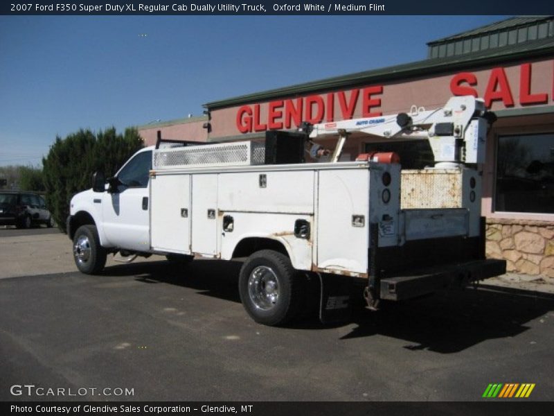 Oxford White / Medium Flint 2007 Ford F350 Super Duty XL Regular Cab Dually Utility Truck