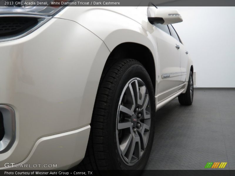 White Diamond Tricoat / Dark Cashmere 2013 GMC Acadia Denali