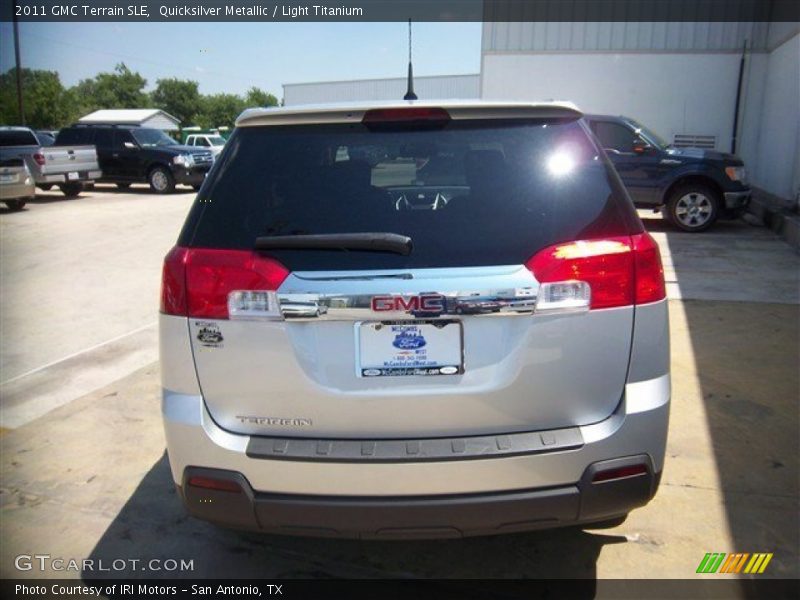 Quicksilver Metallic / Light Titanium 2011 GMC Terrain SLE