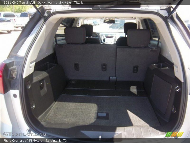 Quicksilver Metallic / Light Titanium 2011 GMC Terrain SLE