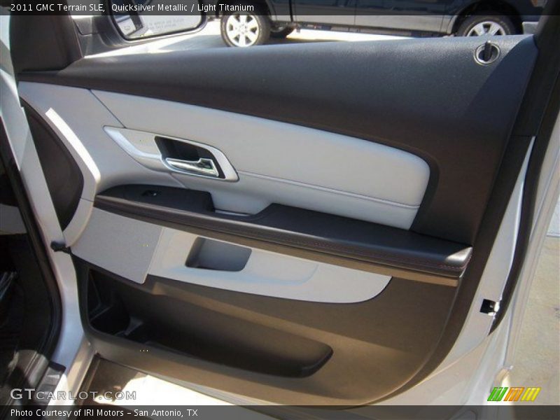 Quicksilver Metallic / Light Titanium 2011 GMC Terrain SLE