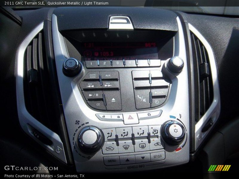 Quicksilver Metallic / Light Titanium 2011 GMC Terrain SLE
