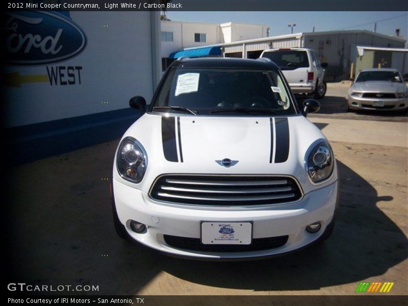 Light White / Carbon Black 2012 Mini Cooper Countryman