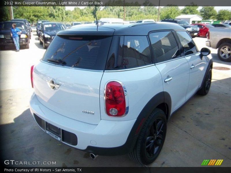 Light White / Carbon Black 2012 Mini Cooper Countryman