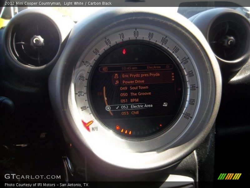Light White / Carbon Black 2012 Mini Cooper Countryman