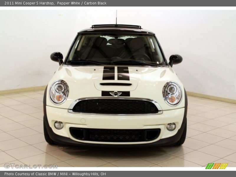 Pepper White / Carbon Black 2011 Mini Cooper S Hardtop