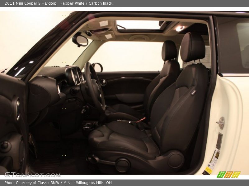 Pepper White / Carbon Black 2011 Mini Cooper S Hardtop