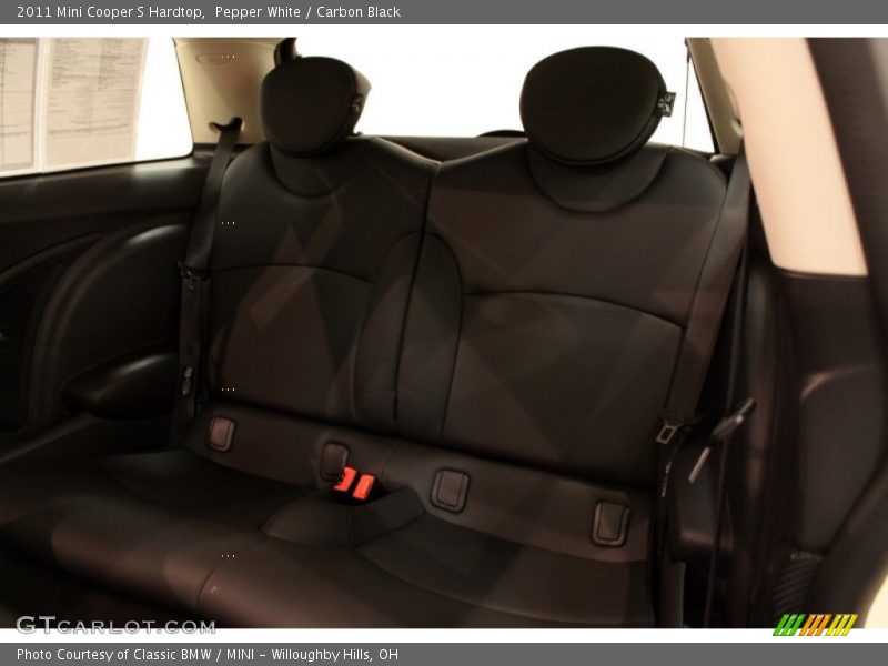 Pepper White / Carbon Black 2011 Mini Cooper S Hardtop