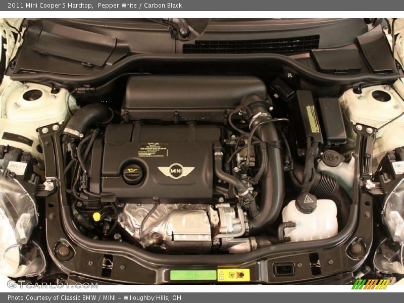 Pepper White / Carbon Black 2011 Mini Cooper S Hardtop