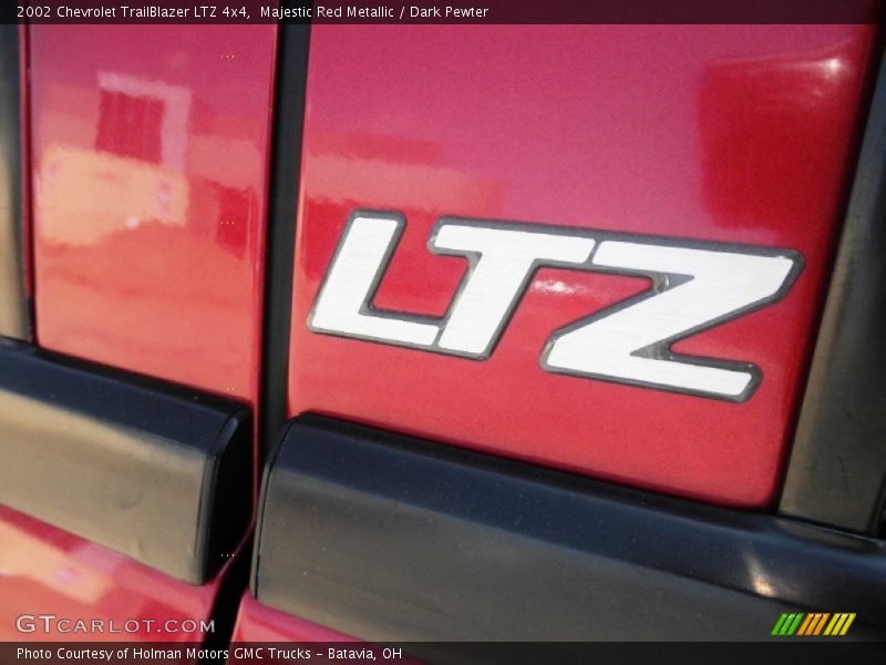 Majestic Red Metallic / Dark Pewter 2002 Chevrolet TrailBlazer LTZ 4x4