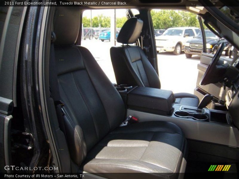Tuxedo Black Metallic / Charcoal Black 2011 Ford Expedition Limited