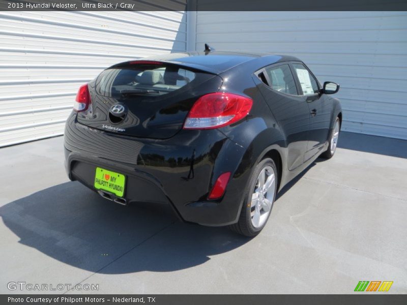 Ultra Black / Gray 2013 Hyundai Veloster