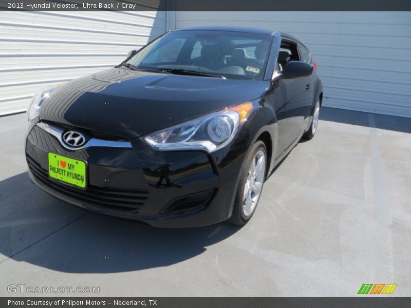Ultra Black / Gray 2013 Hyundai Veloster