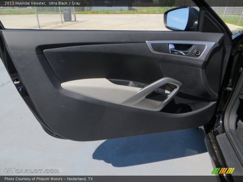 Ultra Black / Gray 2013 Hyundai Veloster