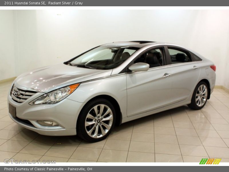 Radiant Silver / Gray 2011 Hyundai Sonata SE