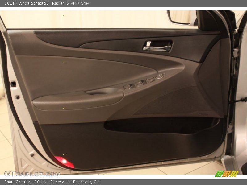 Radiant Silver / Gray 2011 Hyundai Sonata SE