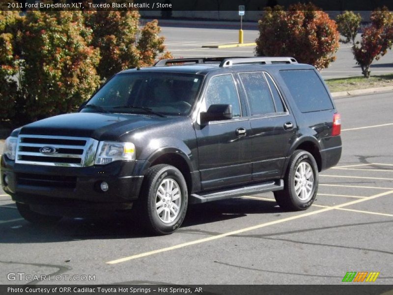 Tuxedo Black Metallic / Stone 2011 Ford Expedition XLT