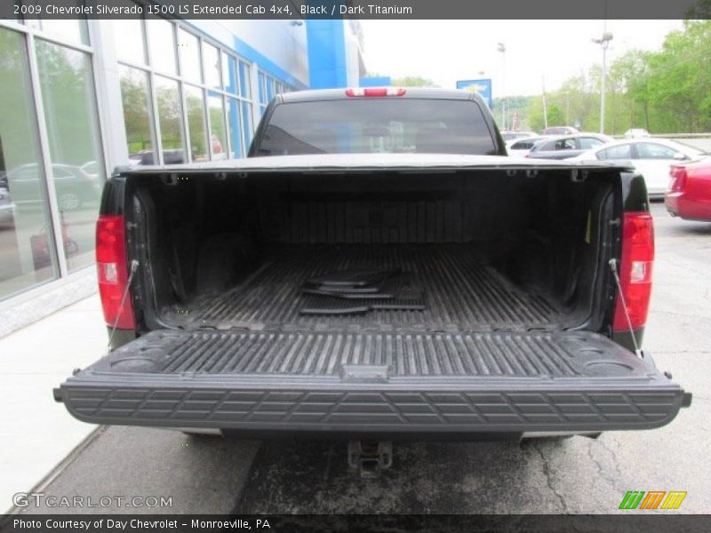 Black / Dark Titanium 2009 Chevrolet Silverado 1500 LS Extended Cab 4x4