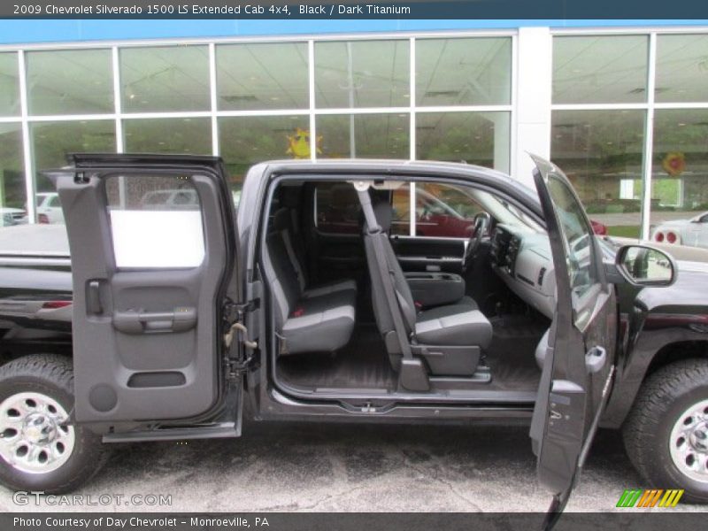Black / Dark Titanium 2009 Chevrolet Silverado 1500 LS Extended Cab 4x4