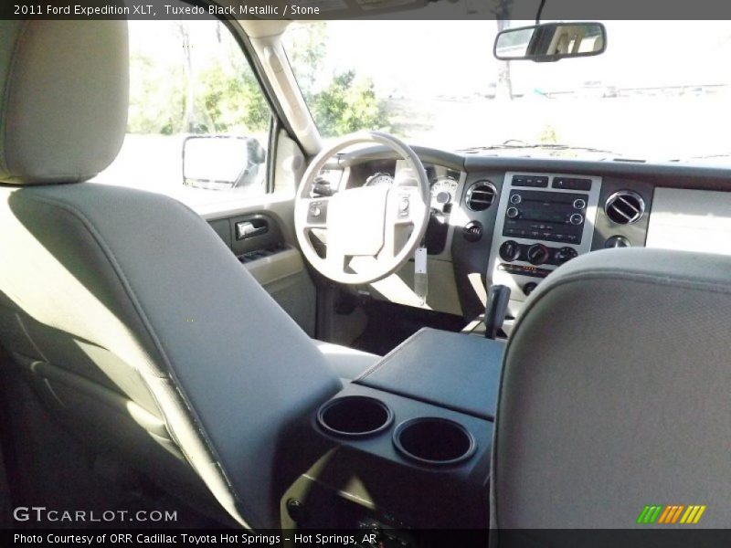 Tuxedo Black Metallic / Stone 2011 Ford Expedition XLT
