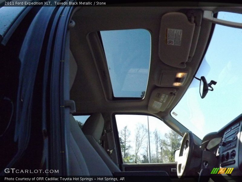 Tuxedo Black Metallic / Stone 2011 Ford Expedition XLT