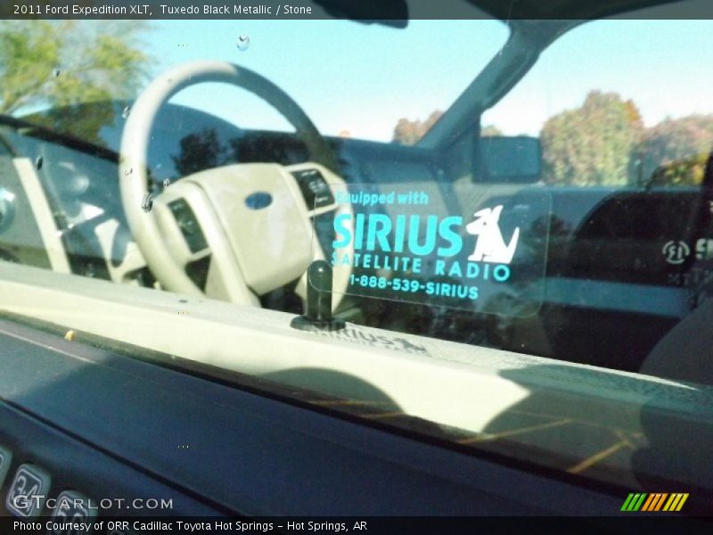 Tuxedo Black Metallic / Stone 2011 Ford Expedition XLT