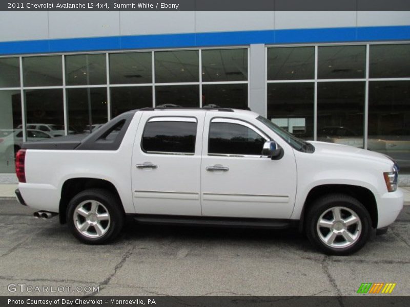 Summit White / Ebony 2011 Chevrolet Avalanche LS 4x4