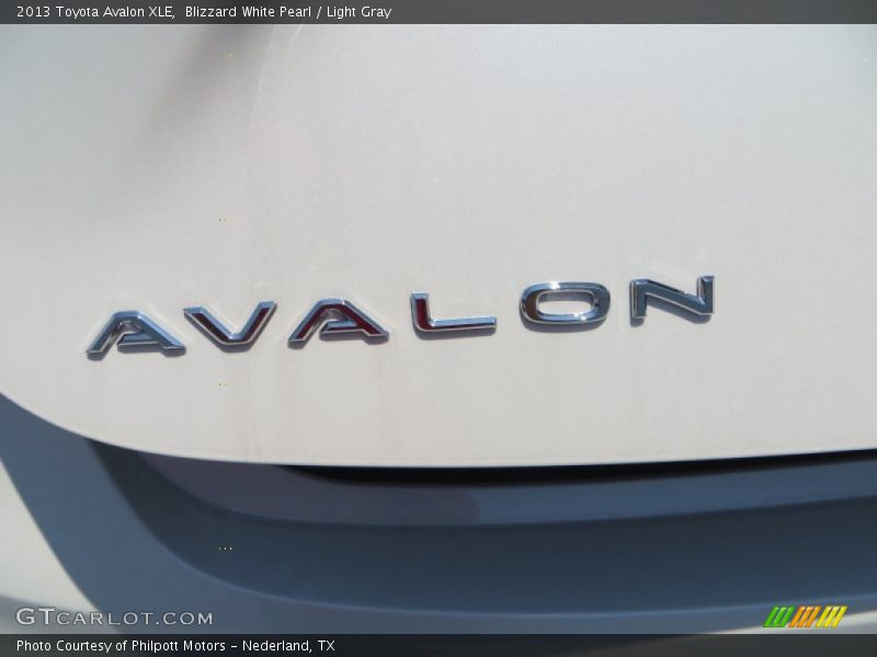 Blizzard White Pearl / Light Gray 2013 Toyota Avalon XLE