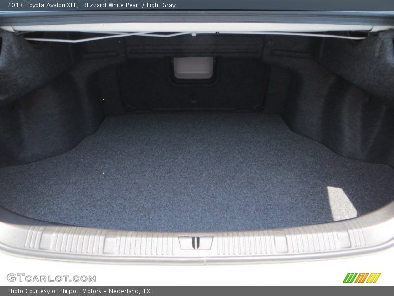 Blizzard White Pearl / Light Gray 2013 Toyota Avalon XLE