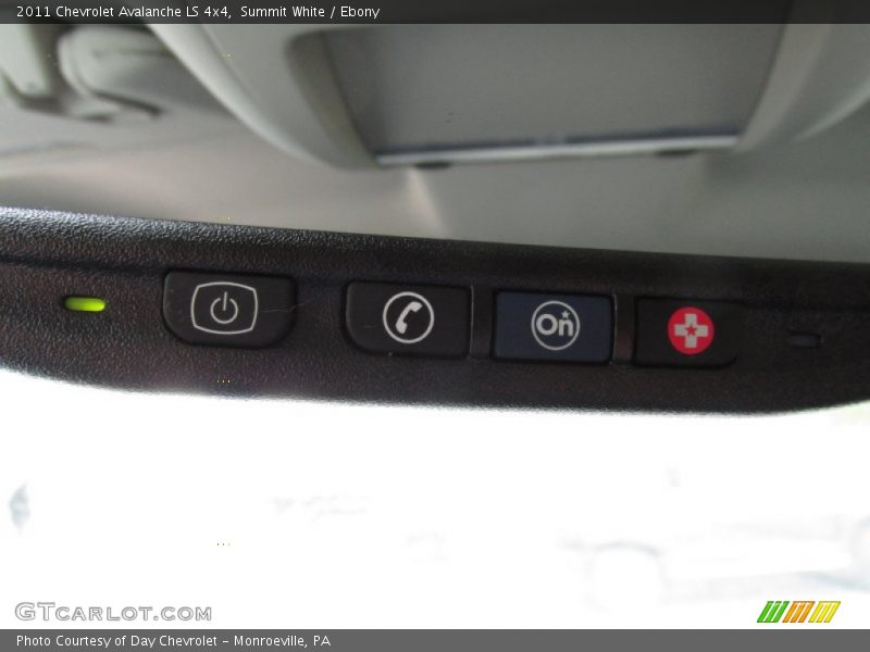 Summit White / Ebony 2011 Chevrolet Avalanche LS 4x4