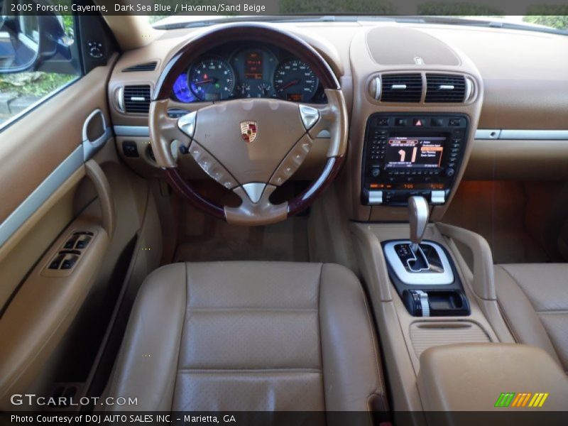 Dashboard of 2005 Cayenne 