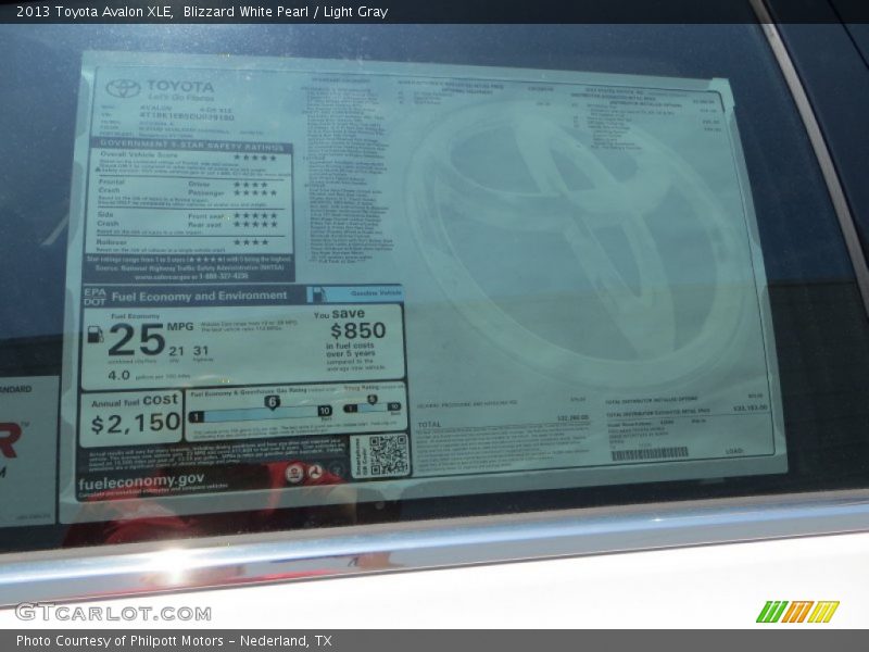Blizzard White Pearl / Light Gray 2013 Toyota Avalon XLE