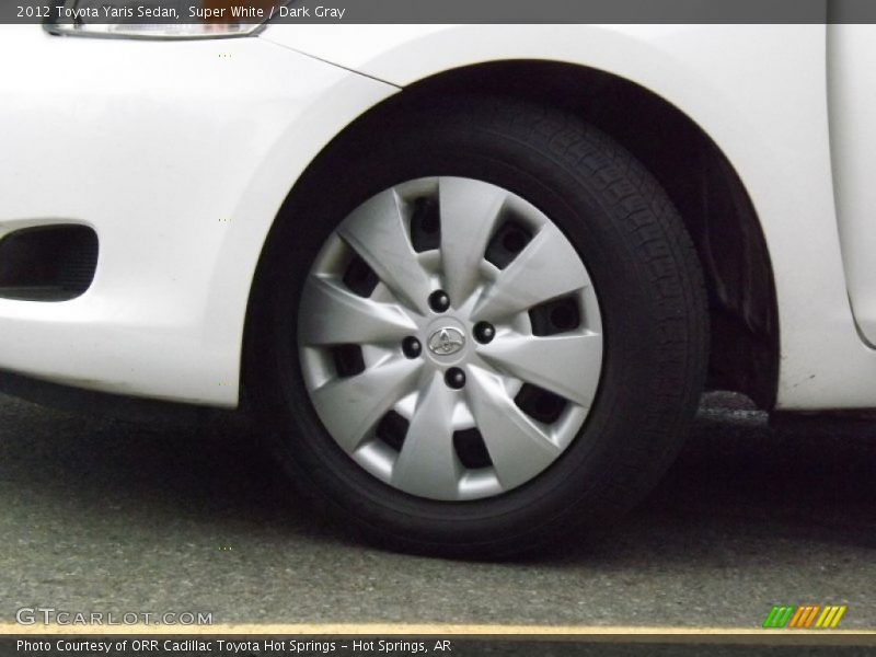 Super White / Dark Gray 2012 Toyota Yaris Sedan