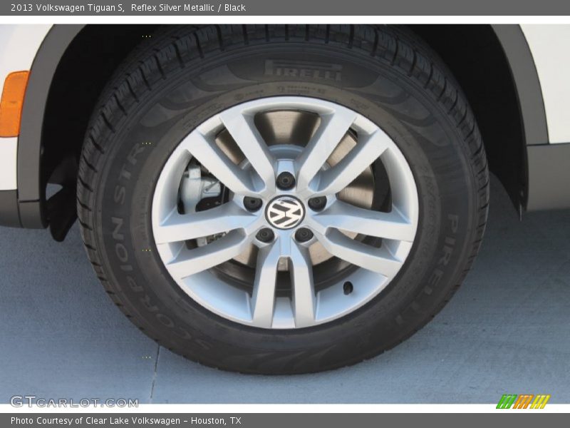 Reflex Silver Metallic / Black 2013 Volkswagen Tiguan S