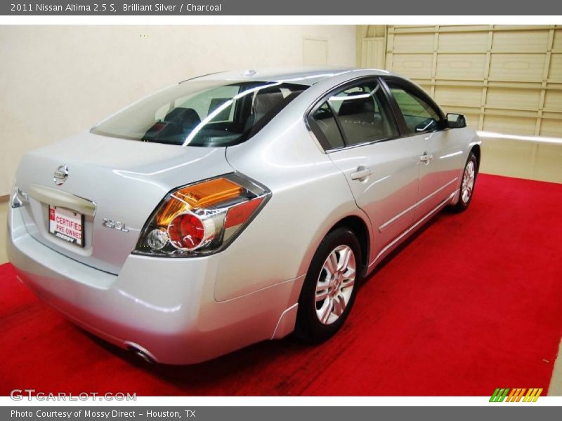 Brilliant Silver / Charcoal 2011 Nissan Altima 2.5 S