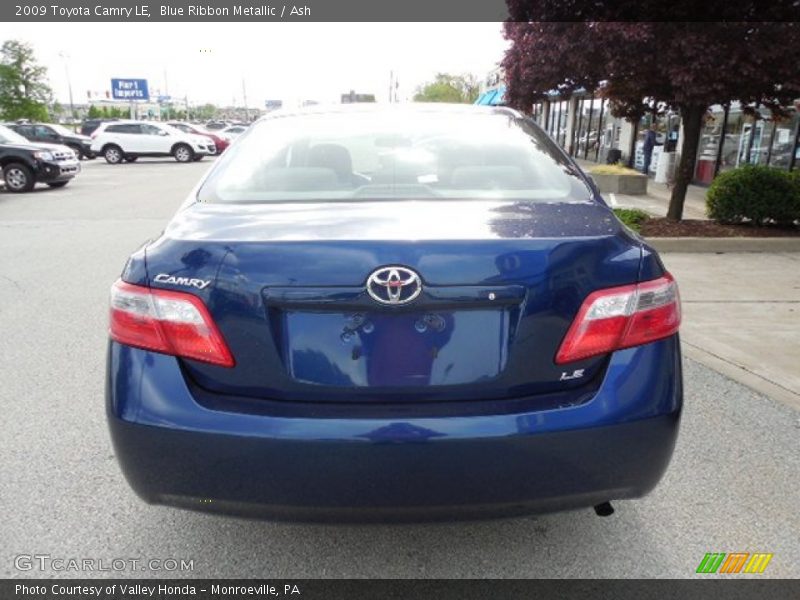 Blue Ribbon Metallic / Ash 2009 Toyota Camry LE